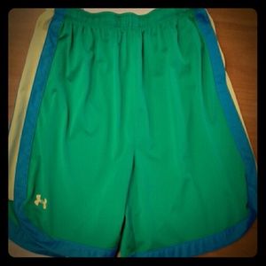 💚💙💛Women's Under Armour Shorts💛💙💚